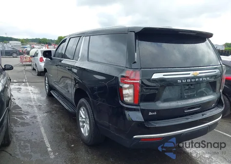 2021 Chevrolet Suburban K1500 Lt z USA, uszkodzony, nr VIN 1GNSKCKD4MR454846